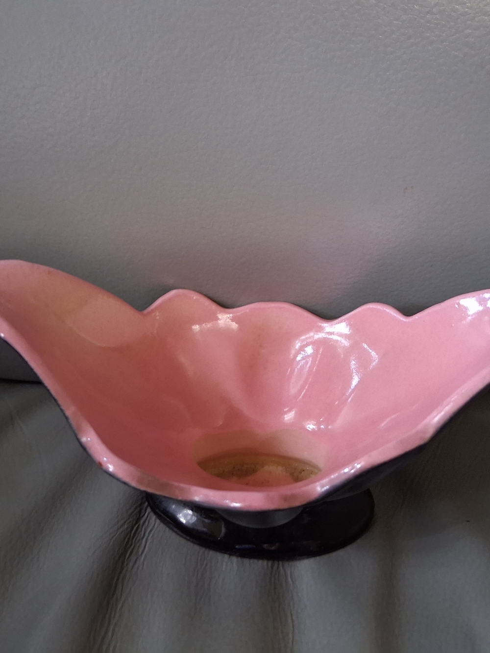 Vintage Console Planter - Picture 2 of 9